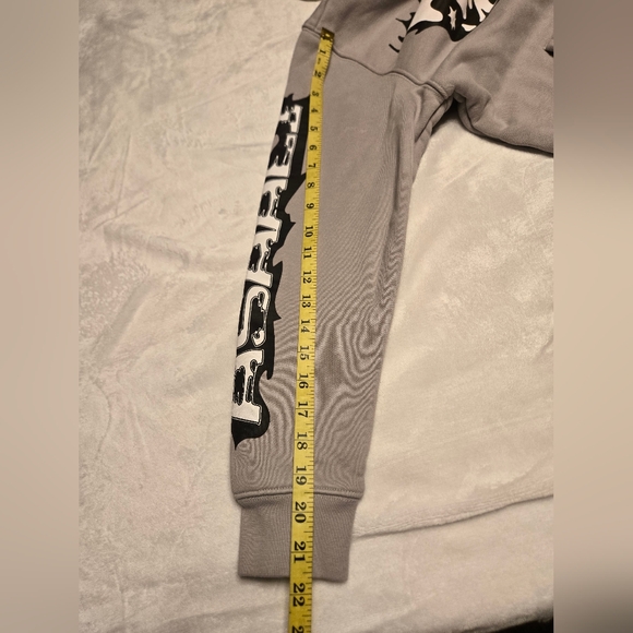 Asaali "Laugh Now Cry Later" Hoodi Sweater Color Grey Size XS - Picture 4 of 12